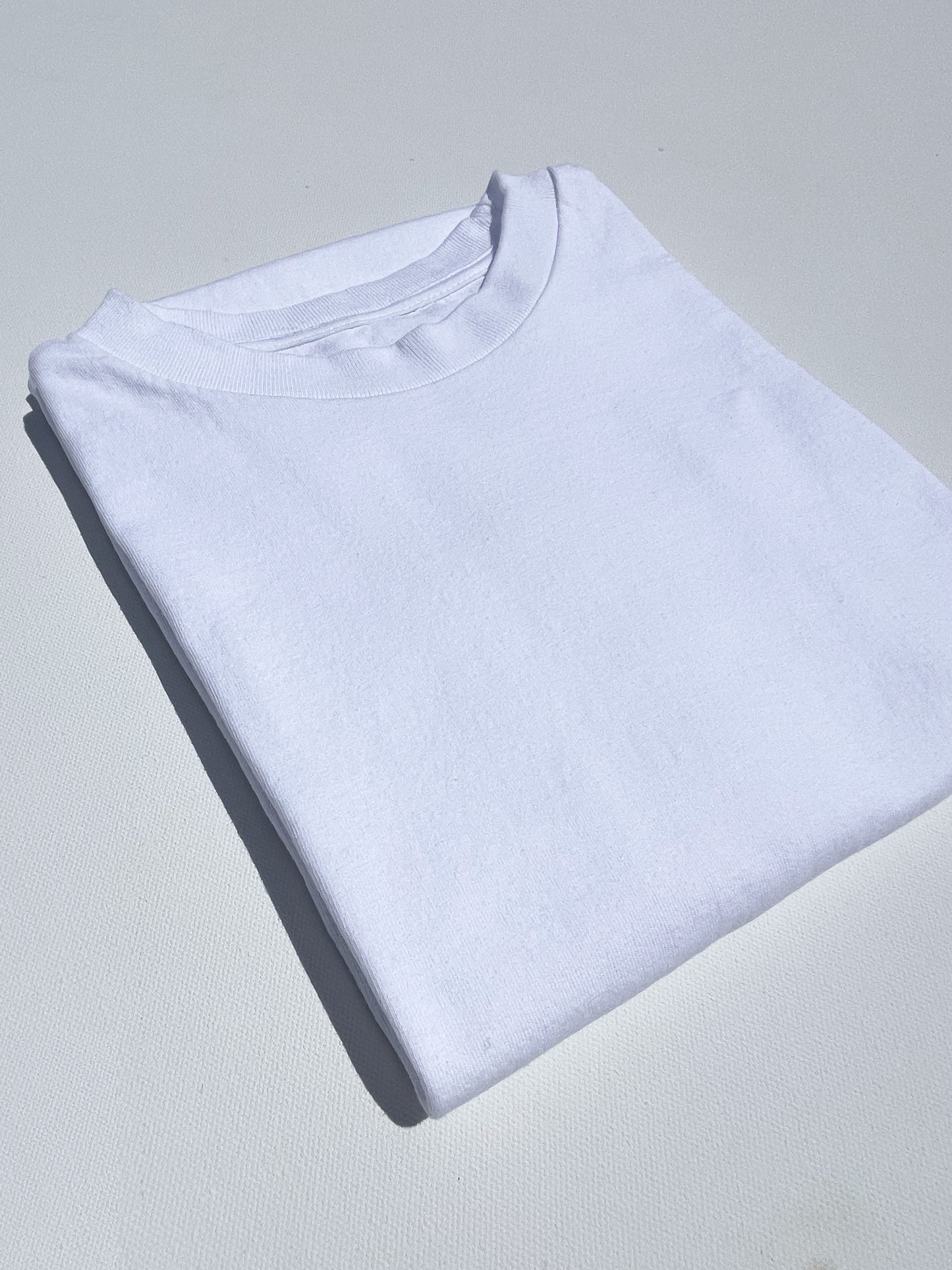 Sixelar BASE White folded tee