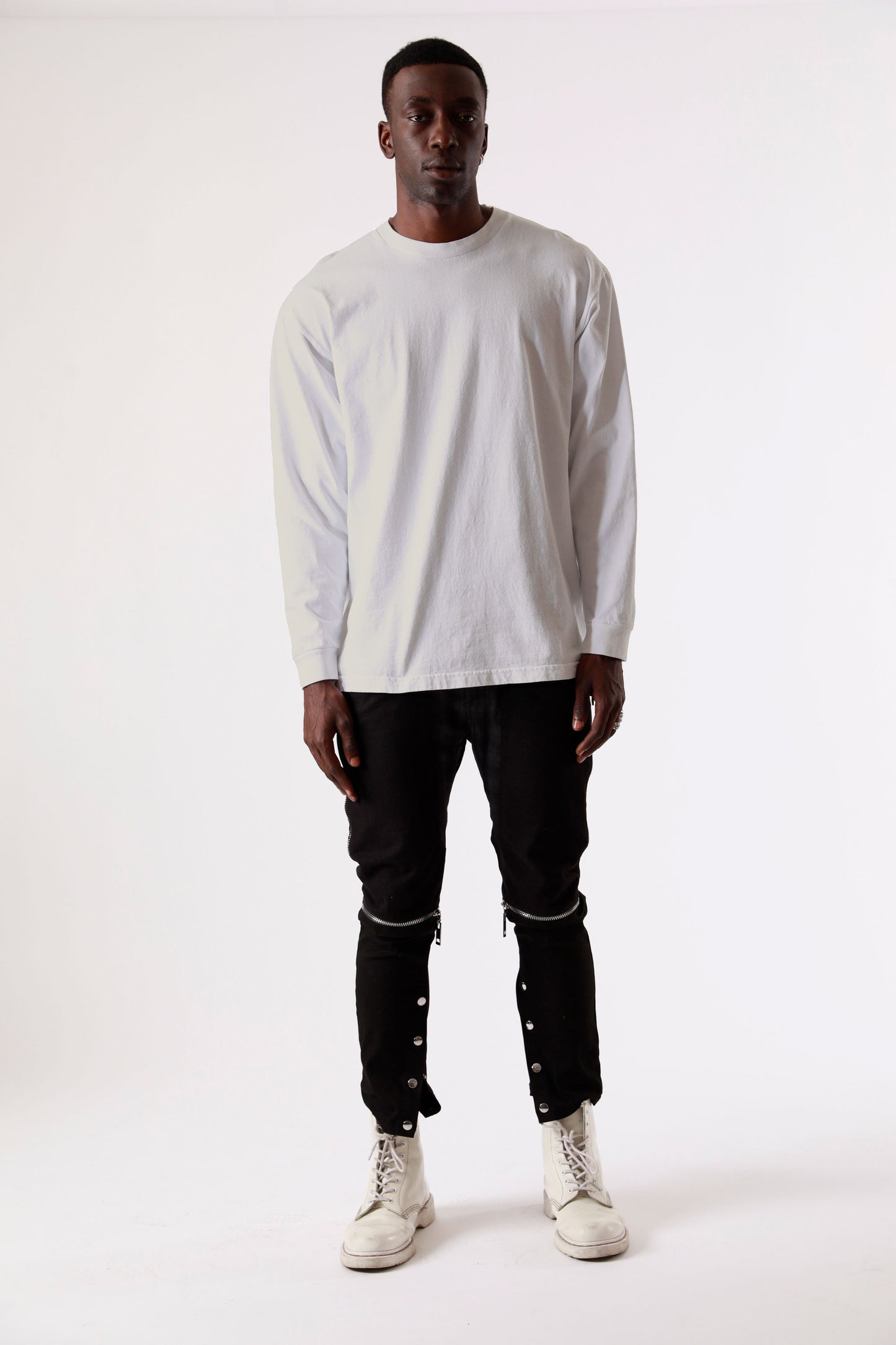 Sixelar Long sleeve Black blank t-shirt. Luxury Blank tees