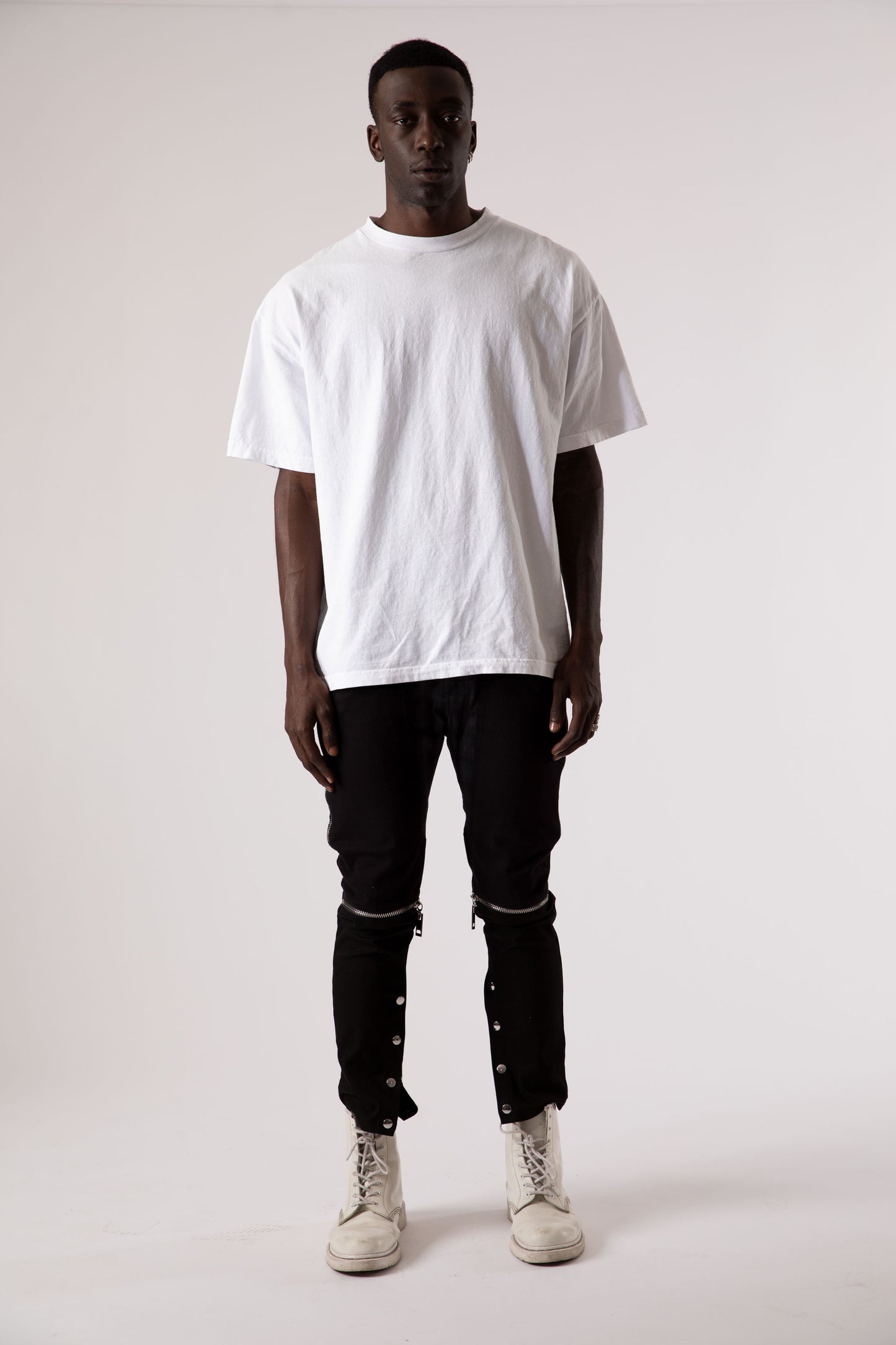 Sixelar BASE White blank front view