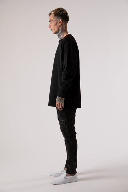 Sixelar Long sleeve Black blank t-shirt. side view2