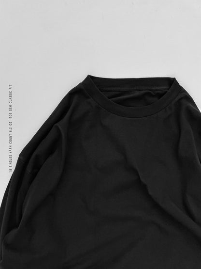 Sixelar Long sleeve Black blank t-shirt. rib neck detail